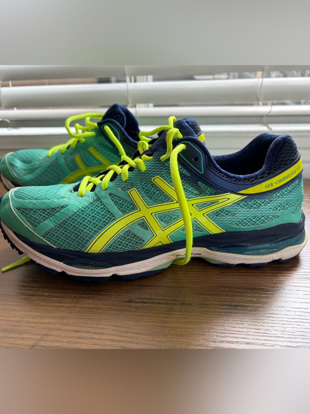 ASICS cumulus 17 Sneakers - Teal with Neon Yellow Accents women’s